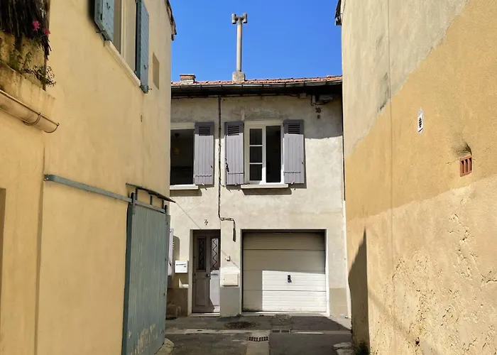Maison Avec Patio Proche Place Des Carmes